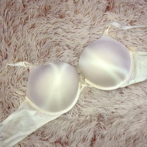 Victoria’s Secret Bombshell Plunge Bra